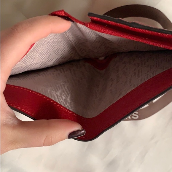 Michael Kors Wallet - Picture 3 of 4